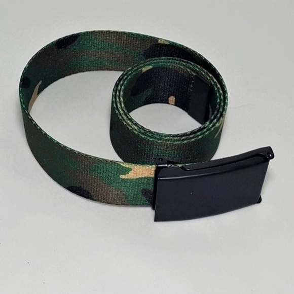 Camouflage Belt Black Matte Buckle LGBT 42" Unisex - Picture 4 of 4
